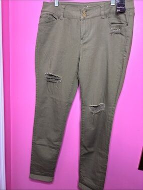 Soho Olive Green Distressed Skinny Jeans